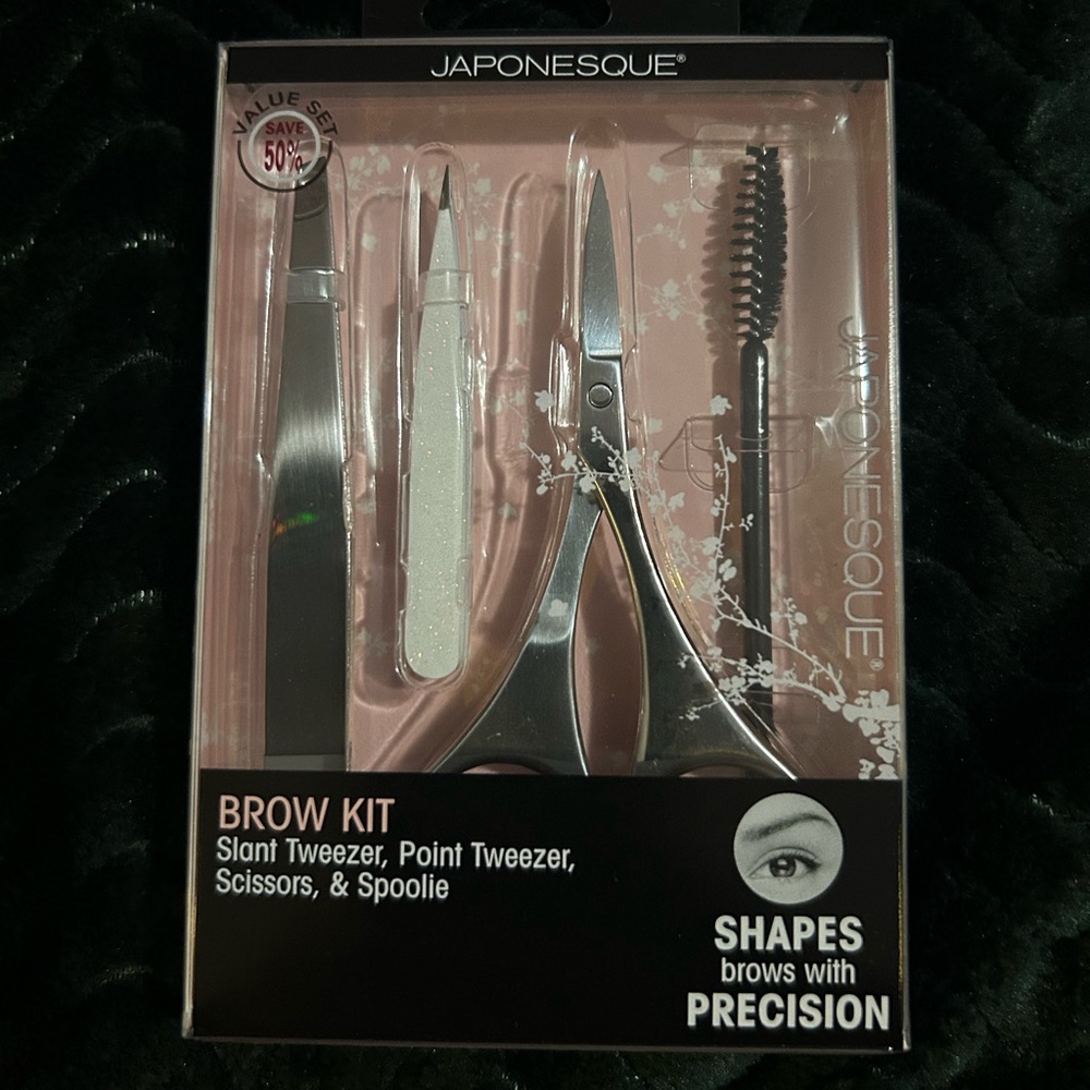 Japonesque Brow Kit